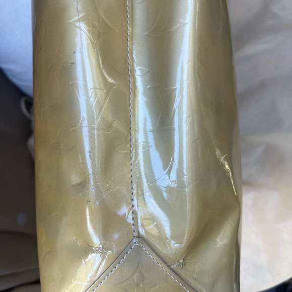 Louis Vuitton Vernis Reade - Picture 9 of 15